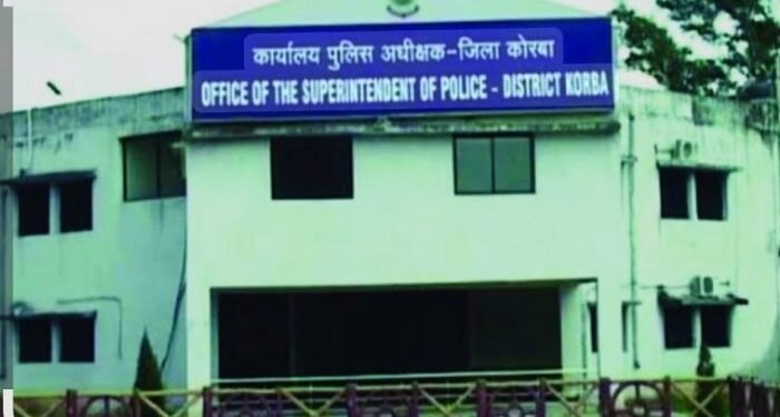 Korba : पुलिस पर नाबालिग के अपहरणकर्ता को छोड़ने का आरोप, परिजनों ने कहा 10 हजार रूपये और बकरा लेकर आरोपी को छोड़ा