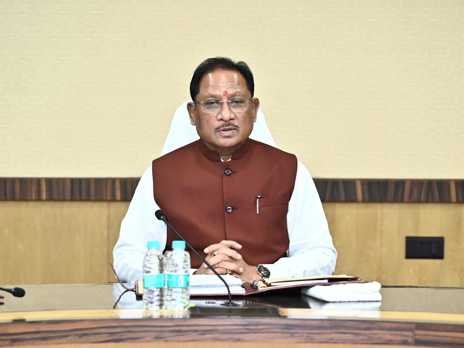 CG : साय सरकार ने खोला नौकरी का​ पिटारा, शिक्षक भर्ती का इंतजार कर रहे युवाओं के लिए खुशखबरी, 15000 पदों पर भर्ती का नोटिफिकेशन