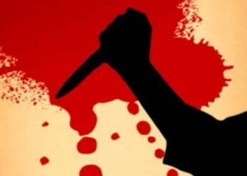 CG Crime : दिनदहाड़े मर्डर से हड़कंप, बदमाशों ने दौड़ा-दौड़ाकर युवक पर किया जानलेवा हमला …. सड़क पर तोड़ा दम