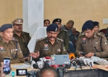 CG : 2025 में 15,885 एफआईआर, हत्या के 90 मामले, साइबर ठगी में 11 करोड़ होल्ड; ट्रैफिक जुर्माने से 14.32 करोड़ की वसूली, SSP ने पेश किया पूरा क्राइम रिपोर्ट कार्ड