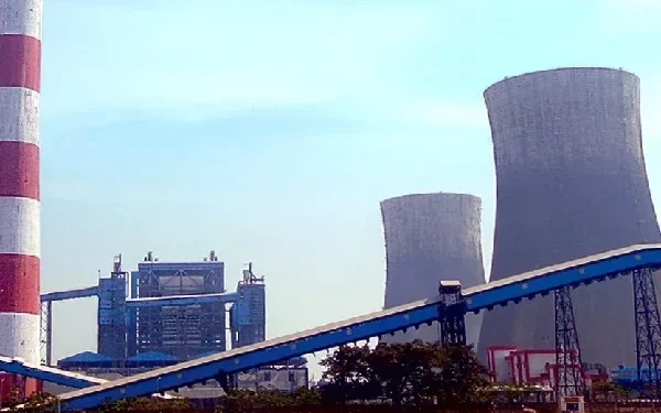 CG News : पावर प्लांट में शटडाउन ड्यूटी के दौरान सिर पर गिरा लोहा, ठेका मजदूर ने तोड़ा दम