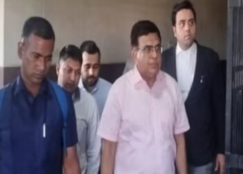 CG Breaking : शराब के बाद …. इस घोटाले में फंसे पूर्व IAS अधिकारी अनिल टूटेजा, EOW ने किया गिरफ्तार, लगे ये गंभीर आरोप