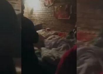 प्रेमिका संग रंगरलियां मना रहा था पति, पत्नी ने इस हाल में पकड़ लिया रंगे हाथ फिर हाई वोल्टेज ड्रामा … बहन के नाम पर…