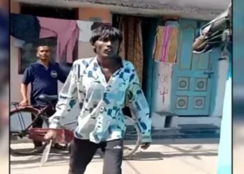 CG Crime : ‘नशेड़ी’ का तांडव, घंटों तक चापड़ लहराकर लोगों के साथ कर रहा था ऐसी हरकत