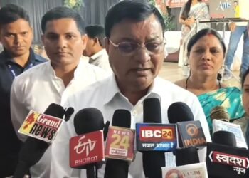 CG Politics : होली में शराब दुकान खुलने पर गरमाई राजनीति, जाने आबकारी मंत्री ने क्या कहा