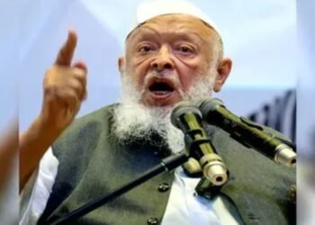 मुसलमानों की घर वापसी वाले बयान पर भड़के मौलाना अरशद मदनी कहा ‘लगता है सिर्फ उन्होंने अपनी माँ का दूध पिया है’, देखें वायरल वीडियो