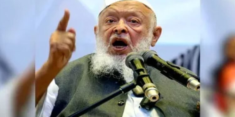 मुसलमानों की घर वापसी वाले बयान पर भड़के मौलाना अरशद मदनी कहा ‘लगता है सिर्फ उन्होंने अपनी माँ का दूध पिया है’, देखें वायरल वीडियो