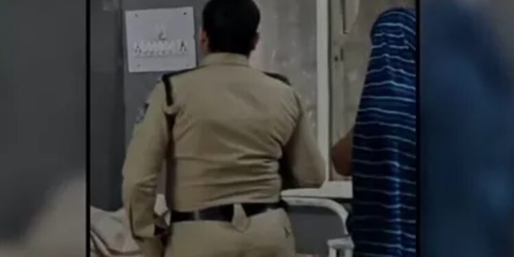 Student Delivery in Exam Hall : माता पिता ने भेजा था एग्जाम देने, बच्चा लेकर आई 10वीं की छात्रा, परीक्षा हाल में ही हुई डिलीवरी