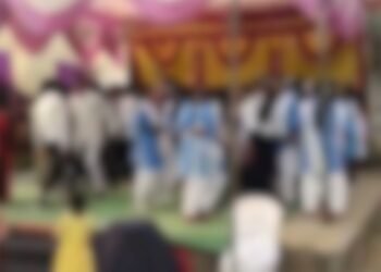 शिक्षा के मंदिर में अश्लीलता शिक्षकों के कहने पर स्टेज में छात्र – छात्राओं ने की ये शर्मनाक हरकत, वीडियो वायरल होते ही मचा हड़कंप