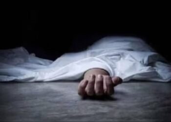 CG News : गले में तार बांधकर इमारत से कूदा छात्र, मौके पर हुई मौत,जांच में जुटी पुलिस