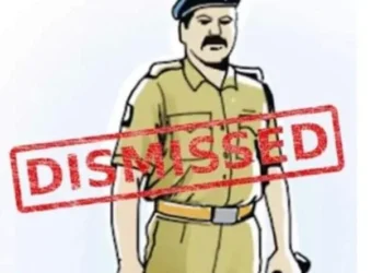 CG Breaking : थाने से फरार हुआ चेन स्नेचिंग का आरोपी, आरक्षक सस्पेंड