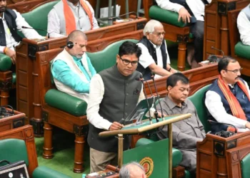 छत्तीसगढ़ आर्थिक सर्वेक्षण सदन में प्रस्तुत, 11.57% वृद्धि दर का अनुमान, GSDP 6.31 लाख करोड़ संभावित