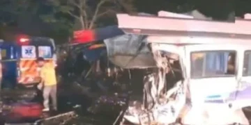 Big Road Accident : पुलिस की PCR वैन हुई दुर्घटनाग्रस्त, 5 पुलिसकर्मियों की हुई मौत, तीन जवानों की हालत नाजुक