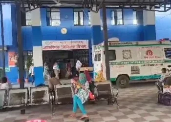 CG Crime : शादी में मचा बवाल, पटाखा व डीजे डांस को लेकर चला चाकू, कई लोग घायल जांच मे जुटी पुलिस