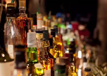 CG News : शराबप्रेमियों के लिए अच्छी खबर, च्वाइस वाली मिलेगी अब शराब, ज्यादा दाम भी नहीं ले सकेंगे दुकानदार, ये होगी नयी व्यवस्था