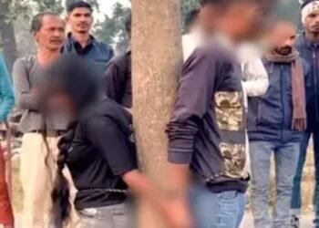 Viral Video : प्रेमिका से मिलने गए युवक का किया ऐसा हाल, वायरल वीडियो देख आप भी रह जाएंगे हैरान देखे पूरा वीडियो
