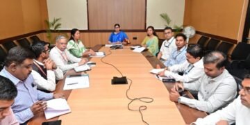 छत्तीसगढ़ में घरेलू एलपीजी गैस एवं डीजल – पेट्रोल का पर्याप्त स्टॉक, आपूर्ति व्यवस्था पर सतत निगरानी के निर्देश, शिकायतों के लिए टोल फ्री नंबर जारी