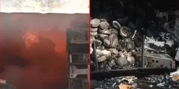 CG Breaking : ई-रिक्शा एजेंसी में भीषण आग, बैटरी – साउंड सिस्टम जलकर खाक, लाखों के नुकसान का अनुमान