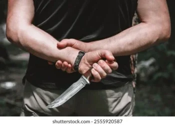 CG Crime : सनकी युवक की करतूत से हड़कंप, एक तरफा प्यार में नाबालिग के घर में घुसकर चाकू की नोंक पर परिवार को धमकाया