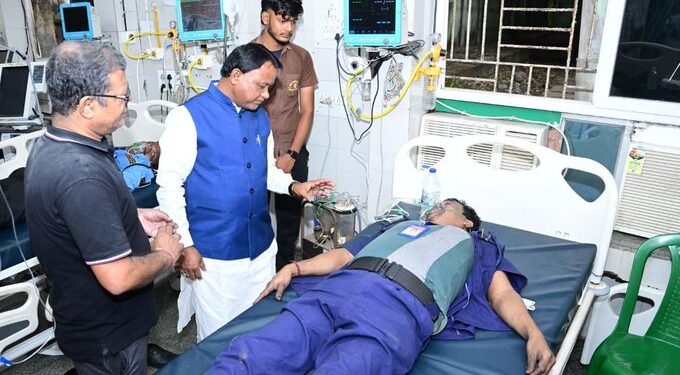 Big Breaking News : सरकारी अस्पताल में अचानक लगी भीषण आग, जिंदा जले कई मरीज, मचा हड़कंप, देखें पूरा वीडियो