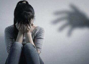 Minor Rape News : 10 साल की नाबालिग के साथ सामूहिक दुष्कर्म, महिलाओं ने भी दिया आरोपियों का साथ