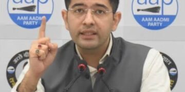 Breaking News : केजरीवाल का सांसद राघव चड्ढा पर एक्शन …. इस अहम पद से हटाया, राज्यसभा में बोलने पर भी रोक..