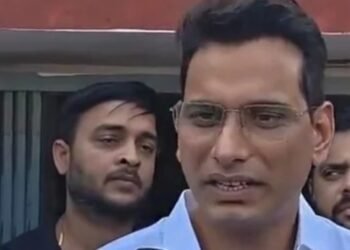 CG News : Sex Video Viral मामले में कांग्रेस विधायक देवेंद्र यादव ने थाने पहुंचकर दिया सैंपल, बोले … नोटिस नहीं, निष्पक्ष जांच जरूरी