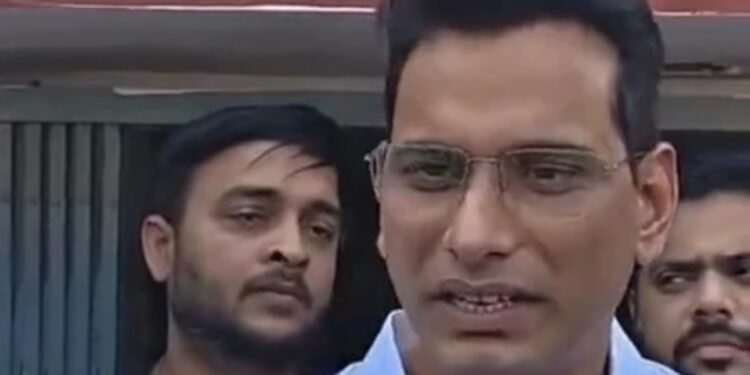 CG News : Sex Video Viral मामले में कांग्रेस विधायक देवेंद्र यादव ने थाने पहुंचकर दिया सैंपल, बोले … नोटिस नहीं, निष्पक्ष जांच जरूरी