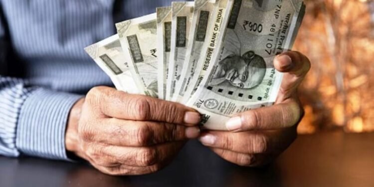 CG News : श्रमिकों के लिए बढ़ा महंगाई भत्ता, 1 अप्रैल से लागू नई न्यूनतम वेतन दरें घोषित