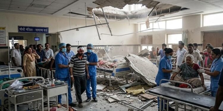 CG Breaking News : ILS अस्पताल में हादसा चौथे फ्लोर की छत गिरने से कई मरीज घायल, मची अफरा-तफरी