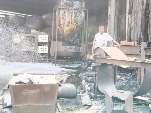 CG: कोरबा फैक्ट्री में ब्लास्ट, उबलता केमिकल फैला, मचा हड़कंप