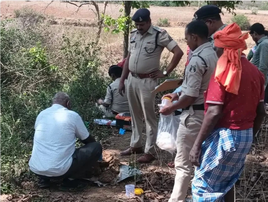 CG Breaking : 6 साल से लापता प्रेमी जोड़े का कंकाल जमीन में दफन मिला, कपड़ों से हुई पहचान, घटना की जांच में जुटी पुलिस