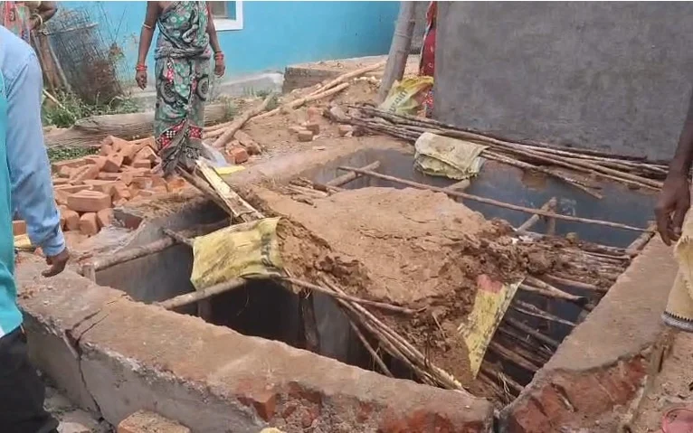 Breaking : 6 लोगों की मौत, जहरीली गैस और ऑक्सीजन की कमी बनी मौत की वजह, रेस्क्यू के दौरान बढ़ा हादसा