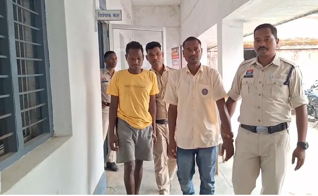 CG Crime : बीबी के ब्वायफ्रेंड की हत्या, पति ने तीन सहयोगियों संग ली जान, शादी समारोह के दौरान खेला खूनी खेल