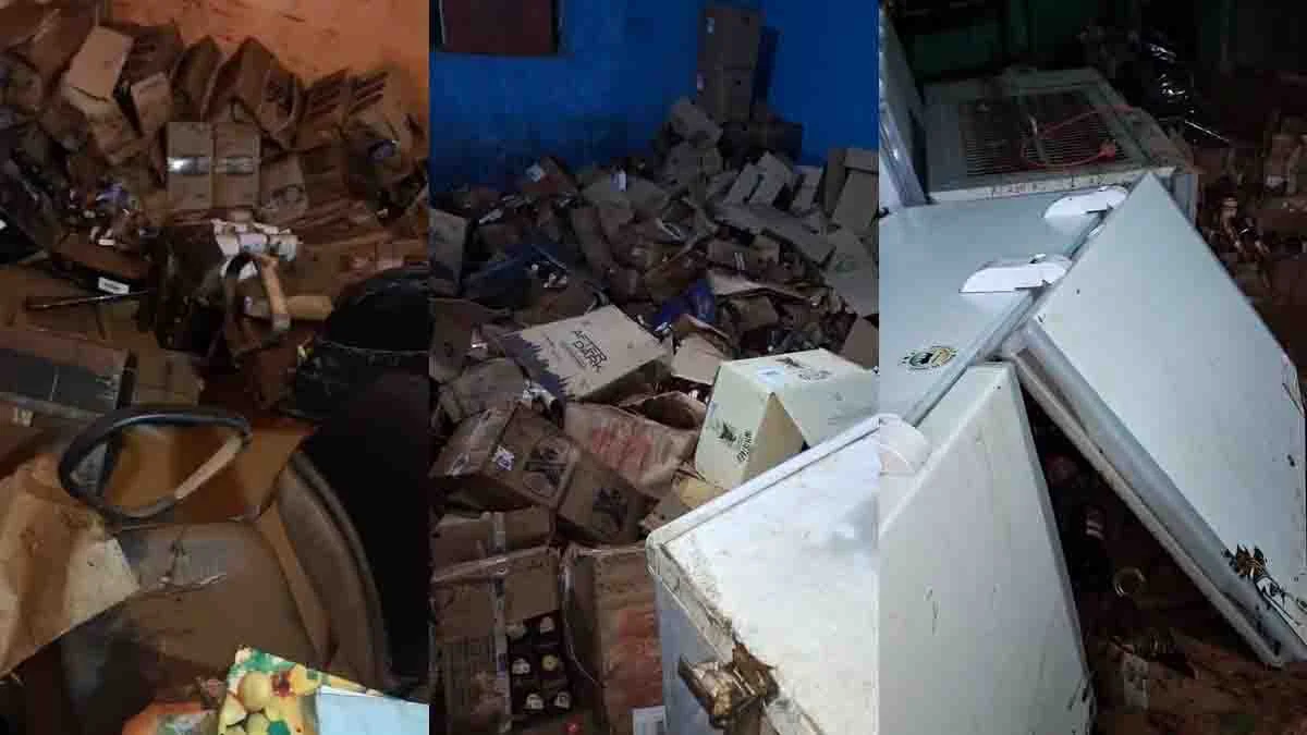 CG : जब नदी को चढ़ा ‘नशा’ बाढ़ ने शराब दुकान में मचाया ऐसा धमाल कि बोतलों ने खुद ही कहा- अब बस!