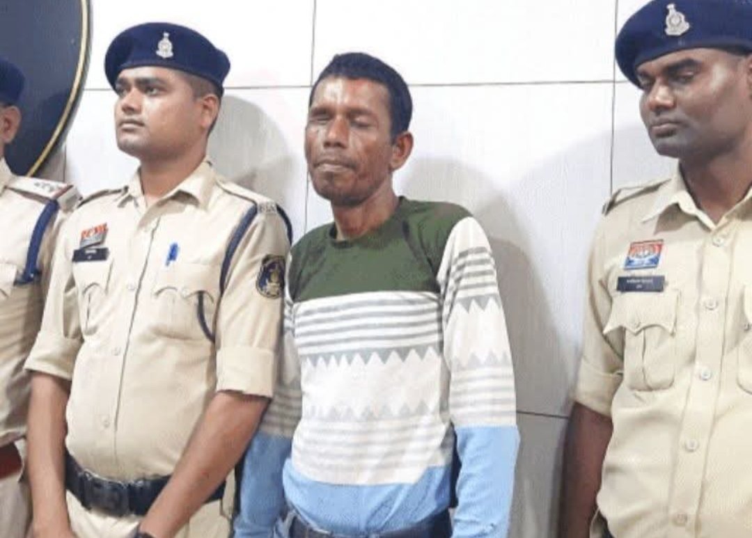 छत्तीसगढ़ में लाश के साथ सेक्स! पहचान मिटाने के लिए दरिदें ने आरी से काटे हाथ और पैर, खौफनाक वारदात से दहला पूरा प्रदेश