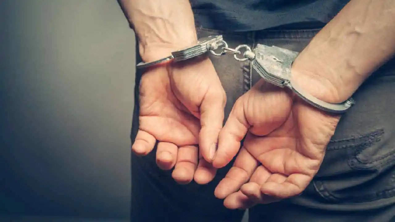 CG Crime : नौकरी दिलाने का झांसा देकर 5 बेरोजगारों से 9 लाख की ठगी, आरोपी गिरफ्तार