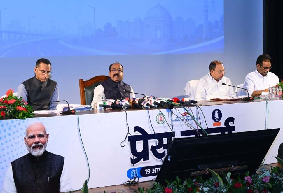 ”लोक निर्माण से छत्तीसगढ़ निर्माण” के मूलमंत्र के साथ अधोसंरचना विकास को दे रहे नई गति – अरुण साव