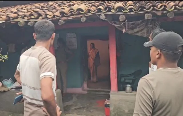 CG Crime : मां को सोया देख बौखलाया बेटा, पीट पीटकर उतारा मौत के घाट, आरोपी गिरफ्तार