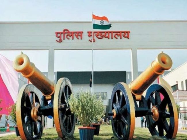 छत्तीसगढ़ पुलिस में बड़ा फेरबदल 35 पुलिसकर्मियों के तबादले, 34 निरीक्षक और 1 SI शामिल, देखें पूरी लिस्ट