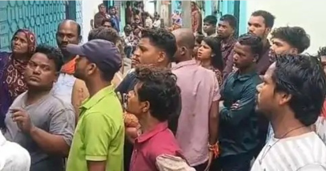 Korba : घर में फंदे पर लटका मिला व्यापारी का शव भजिया – बड़ा बेचकर चलाता था परिवार, आत्महत्या की वजह साफ नहीं