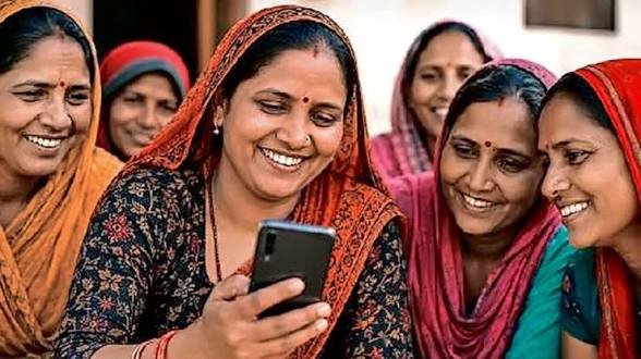 CG: महतारी वंदन योजना: जेठानी पाए और इठलाए, देवरानी कुढ़-कुढ़ जाए, पोर्टल खुलने की बाट जोहती दस लाख महिलाएं