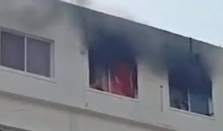 AC ब्लास्ट के बाद सरकारी अस्पताल में लगी भीषण आग …. इतने नवजात बच्चों की मौत, 20 से ज्यादा शिशुओं को किया गया शिफ्ट