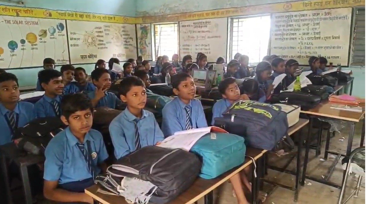 छत्तीसगढ़ में बारिश से स्थगित तिमाही परीक्षाओं पर DPI का बड़ा निर्देश, कलेक्टर की अनुमति से तय होंगी नई तारीखें