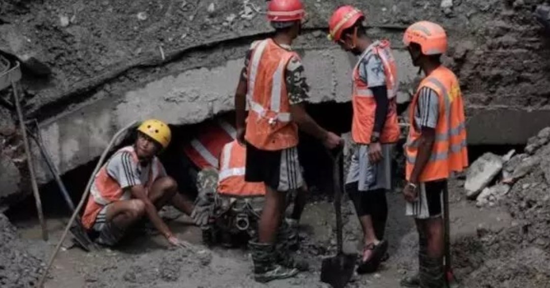 Breaking : 9 दिन बाद मौत की सुरंग से जिंदगी ने दी आवाज, 2 लोग जिंदा निकले, 40 से ज्यादा अब भी लापता