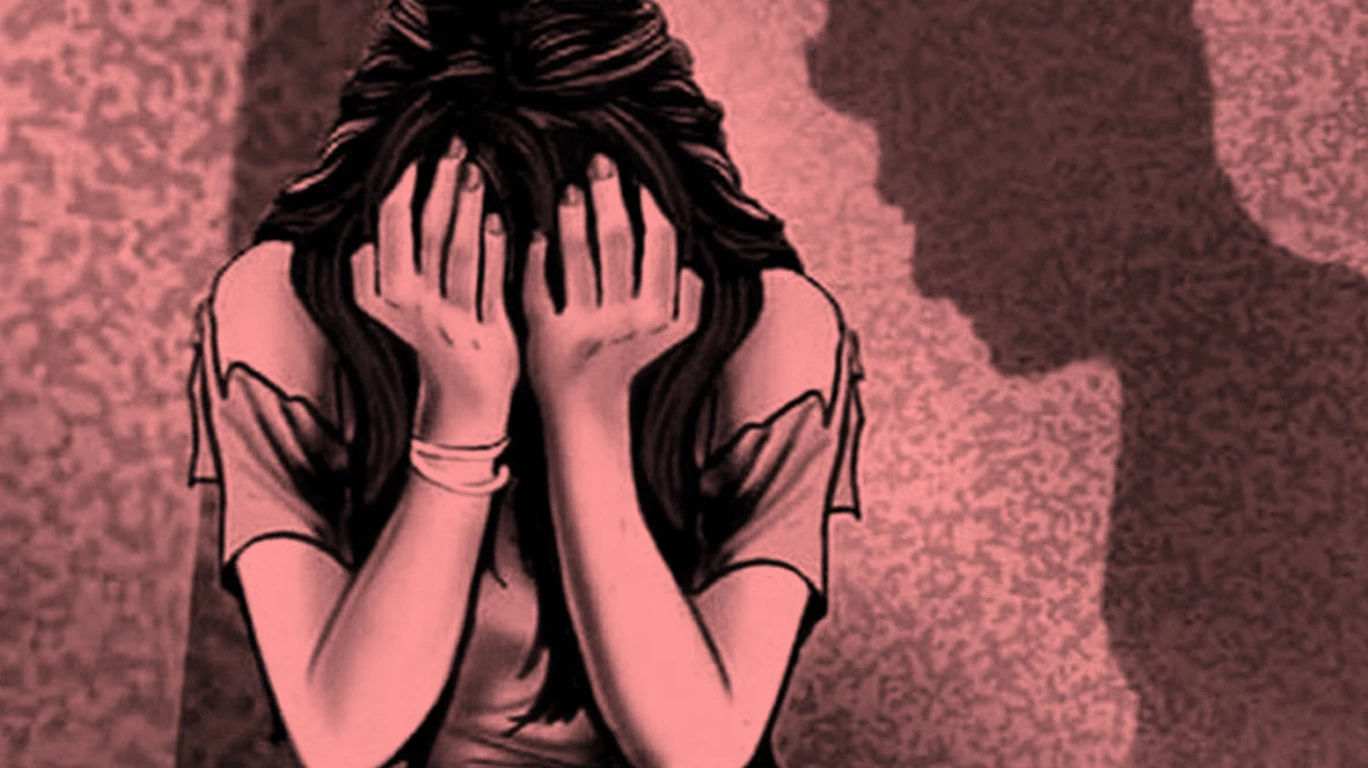 कांग्रेस नेता के बेटे ने नाबालिग को बनाया हवस का शिकार, बड़े भाई ने भी दिया साथ, वारदात के बाद फरार हुआ आरोपी