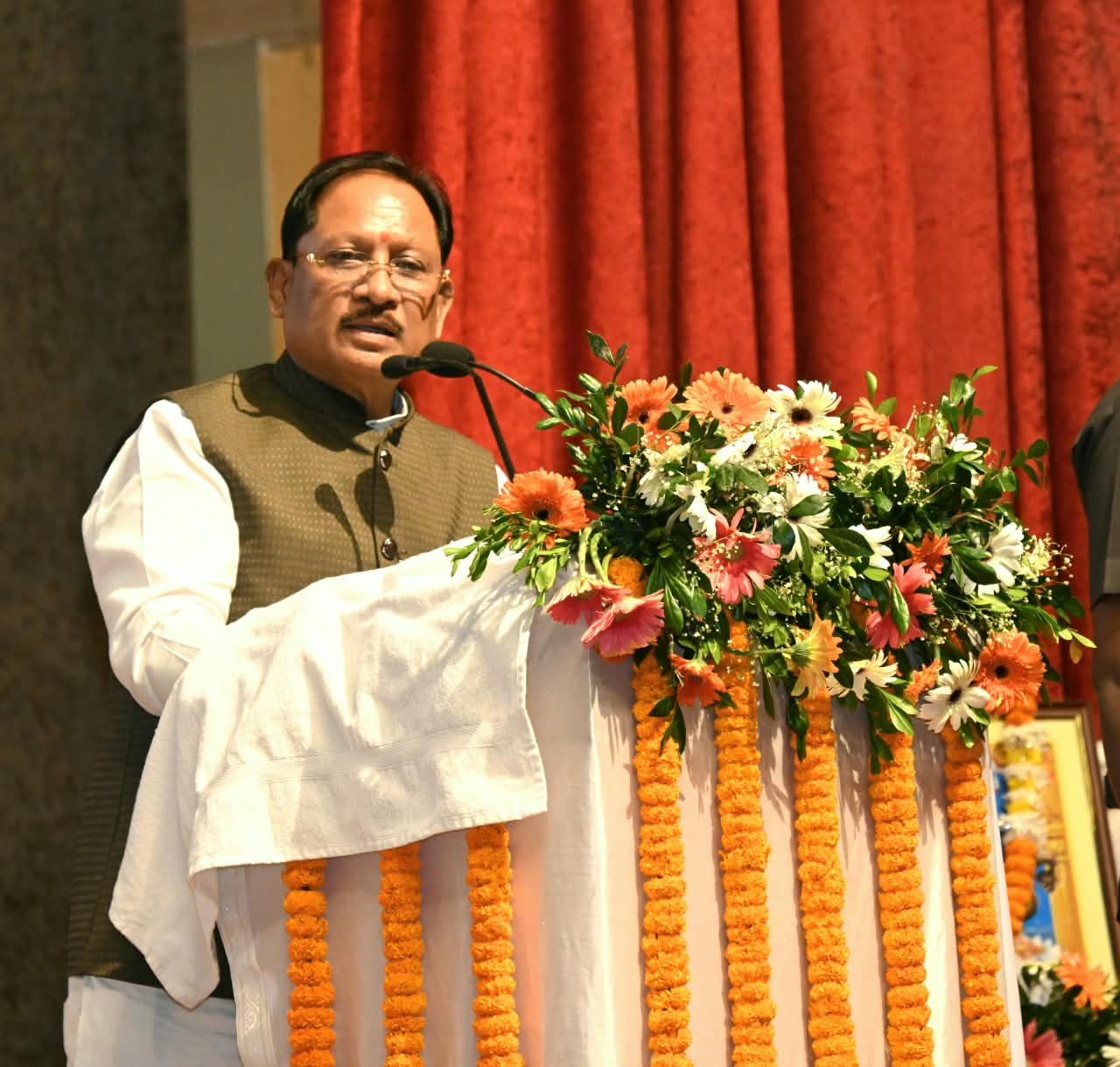 मुख्यमंत्री विष्णुदेव साय साइबर जागृति अभियान एवं ट्रैफिक हैकाथॉन – 2026 के अभिनंदन समारोह में हुए शामिल