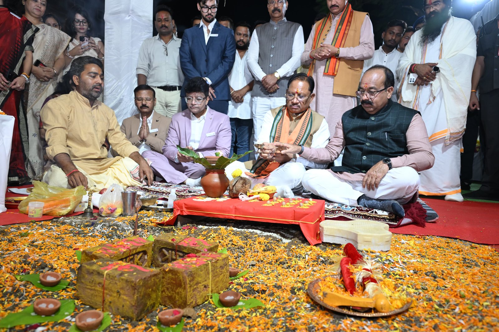 मुख्यमंत्री साय ने कहा – प्रदेश में ही कैंसर मरीजों को मिलेंगी उच्चस्तरीय उपचार सुविधाएं, दूसरे राज्यों पर निर्भरता होगी कम