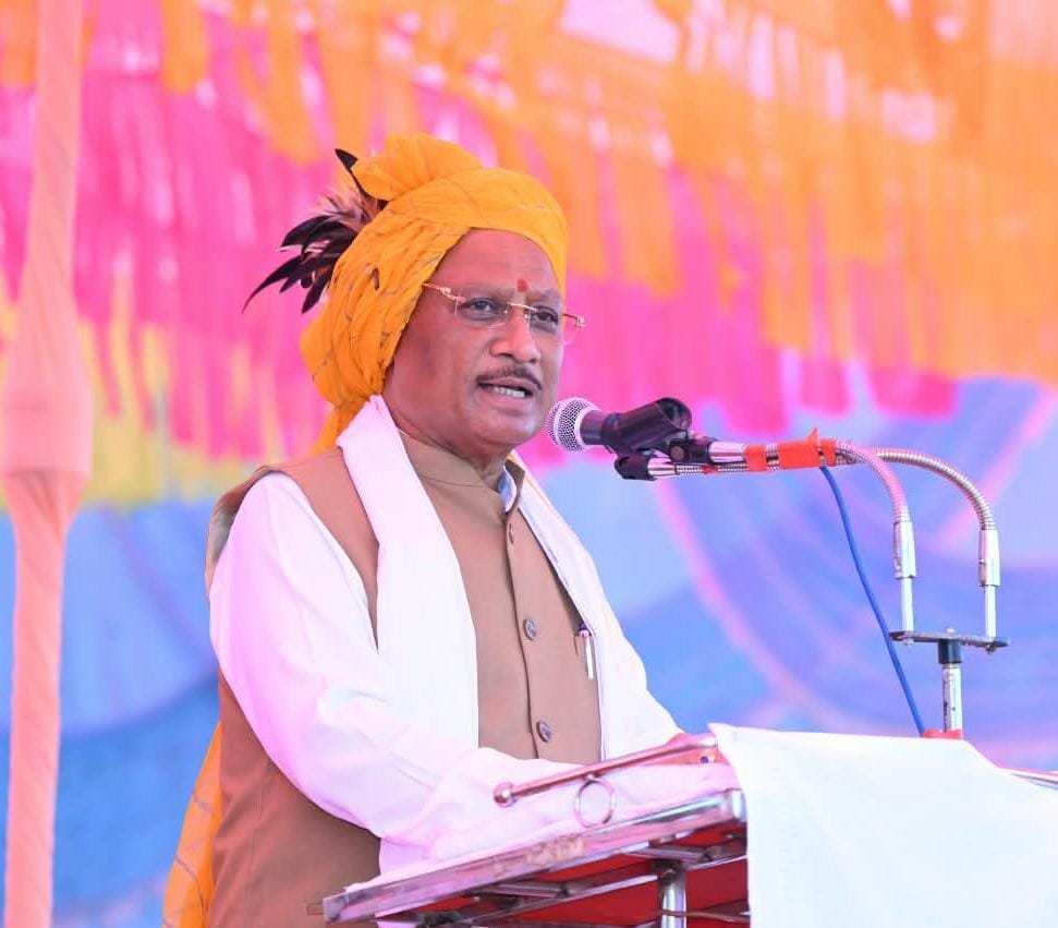 बस्तर में शांति और विश्वास के नए युग के साथ खुल रहे विकास और समृद्धि के नए द्वार : मुख्यमंत्री साय