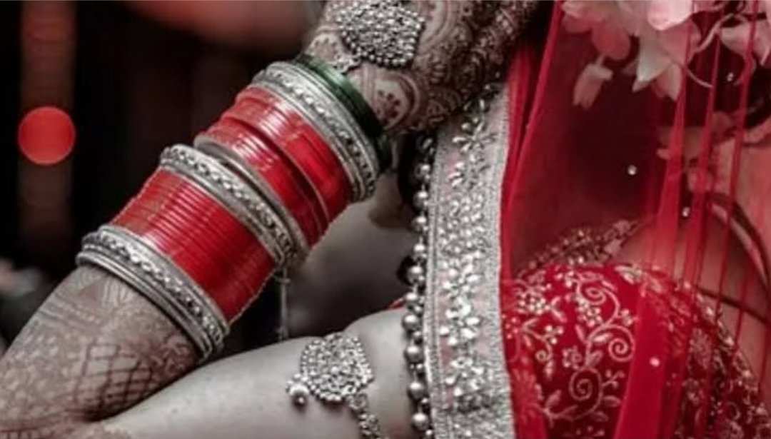 सुहागरात पर पति ने मांगी ऐसी ‘चीज’, सुनते ही अवसाद में चली गई दुल्हन …. जानिए क्या था वो घिनौना राज?
